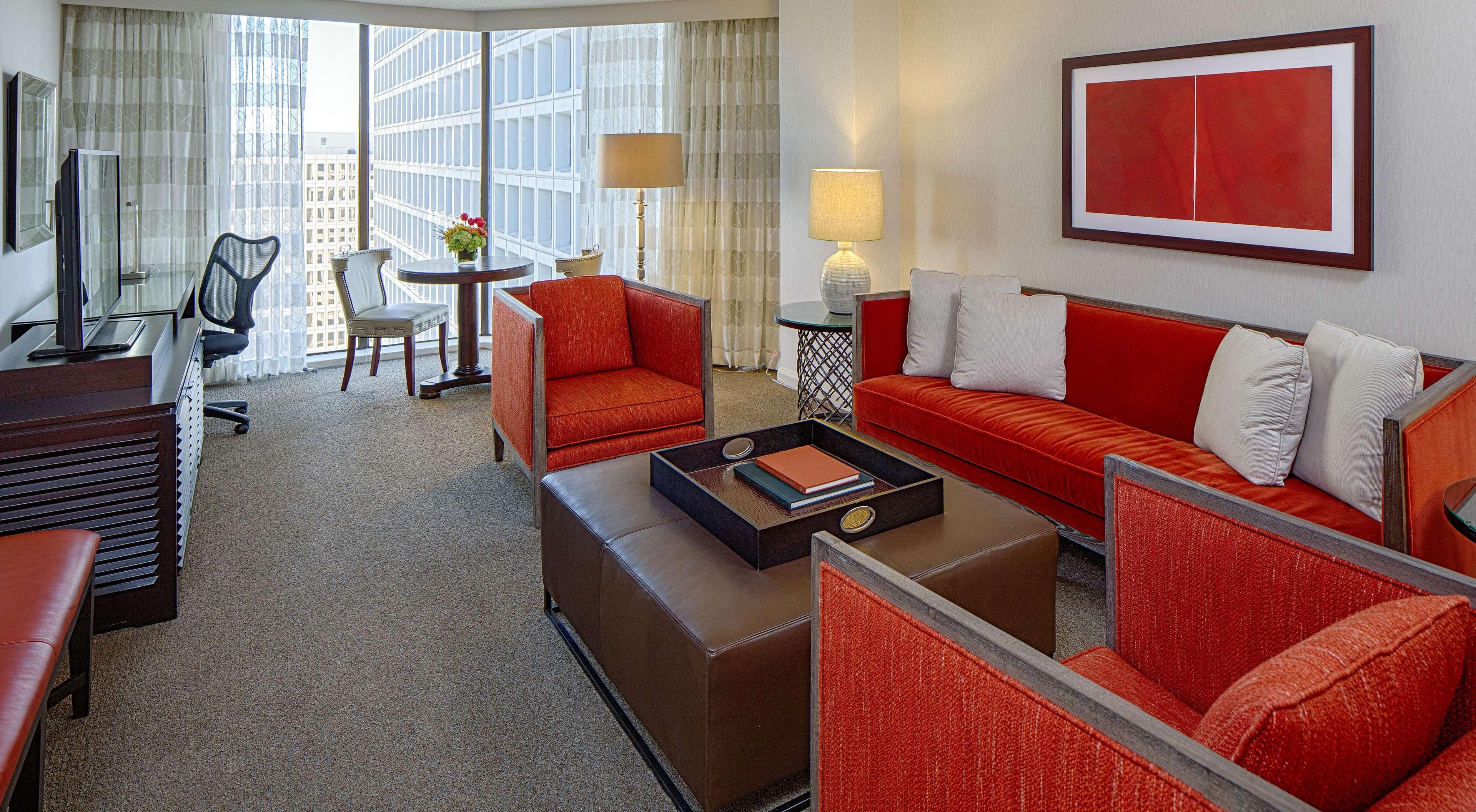 Doubletree By Hilton Hotel Houston Greenway Plaza Zewnętrze zdjęcie