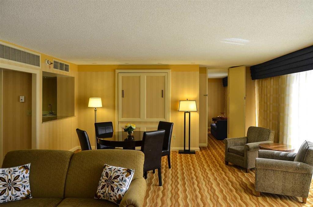 Doubletree By Hilton Hotel Houston Greenway Plaza Zewnętrze zdjęcie
